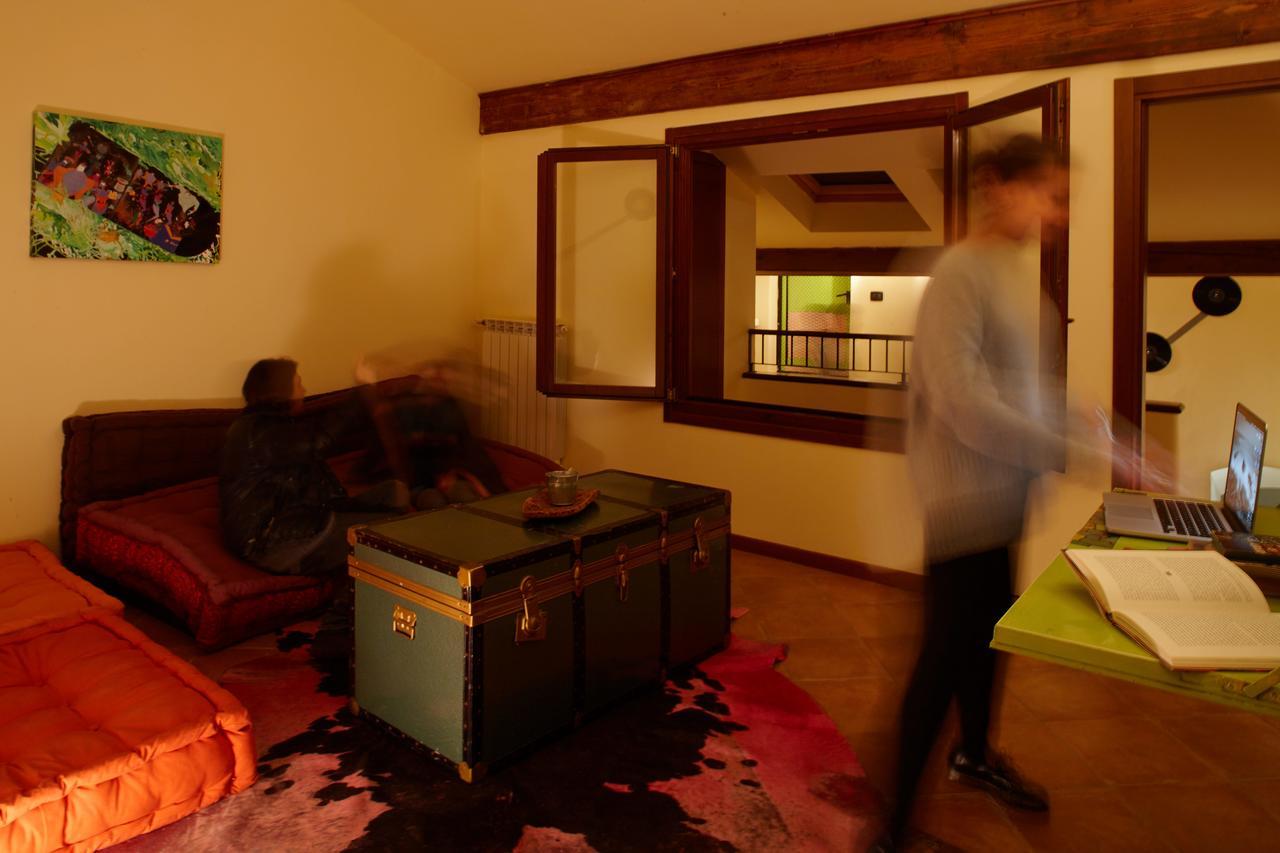 Mantua Hostal מראה חיצוני תמונה